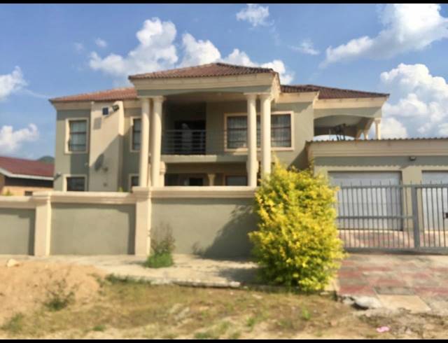 5 BEDROOM HOUSE FOR SALE IN VUWANI